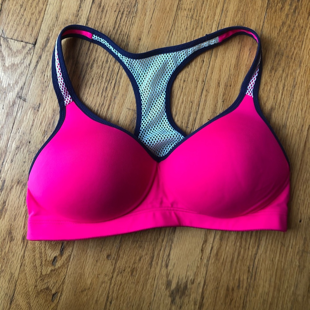 Victoria’s Secret PINK yoga push-up bra